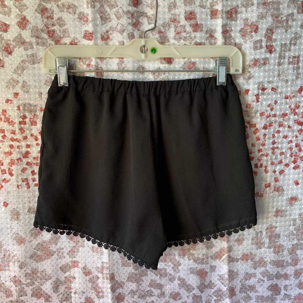 Brandy Melville Black Elastic Sleep/Lounge Shorts - Picture 3 of 4